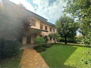 Case e ville in vendita di 370 m²