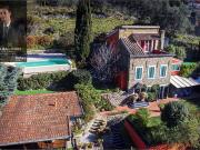Case e ville in vendita di 370 m² in Strada Parà, 1