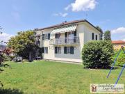 Case e ville in vendita di 370 m² in Via Cavour