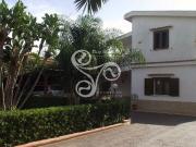 Case e ville in vendita di 370 m² in Via dell&apos Anatra