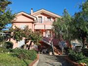 Case e ville in vendita di 370 m² in Via Felice Musso, 12