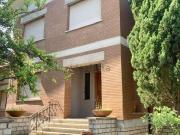 Case e ville in vendita di 370 m² in Via Giacomo Matteotti