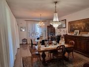 Case e ville in vendita di 370 m² in Via Macchia, 81