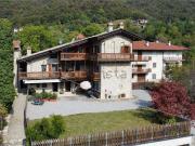 Case e ville in vendita di 370 m² in Via Remondi, 9