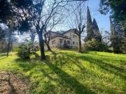 Case e ville in vendita di 370 m² in Via Risorgimento