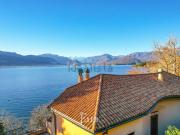 Case e ville in vendita di 370 m² in Via Verbano