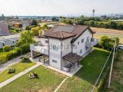 Case e ville in vendita di 475 m² in Via Gelmetto, 35