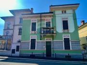 Case e ville in vendita di 373 m² in Via Antonio...