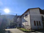 Case e ville in vendita di 375 m² in Via Casventino