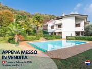 Case e ville in vendita di 375 m² in Via Moscatelli, 2