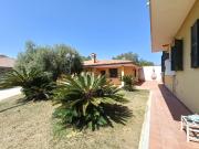 Case e ville in vendita di 376 m² in Via San Vito, 26