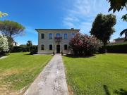 Case e ville in vendita di 378 m²