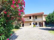 Case e ville in vendita di 380 m²