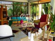 Case e ville in vendita di 380 m² in Via Amalfi