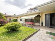 Case e ville in vendita di 380 m² in Via Don Cosma Zonca, 11