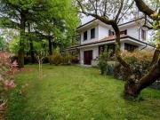 Case e ville in vendita di 380 m² in Via Enrico Fermi, 11 Case e ville in vendita di 380 m² in Via Enrico Fermi, 11