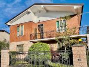 Case e ville in vendita di 380 m² in Via Falce, 15