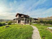 Case e ville in vendita di 380 m² in Via Monte Zuccolo