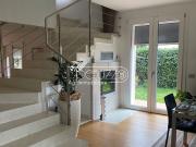 Case e ville in vendita di 380 m² in Via Pergolesi