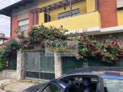 Case e ville in vendita di 380 m² in Via Piossasco, 25
