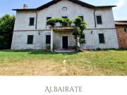 Case e ville in vendita di 380 m² in Via Pisani Dossi