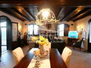 Case e ville in vendita di 380 m² in Via Urano