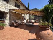 Case e ville in vendita di 383 m² in Via di Savignano