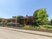 Case e ville in vendita di 383 m² in Via Giorgio De...