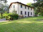 Case e ville in vendita di 384 m² in Via della Chiesa di...
