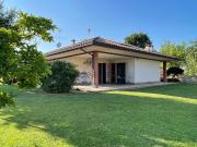 Case e ville in vendita di 385 m²