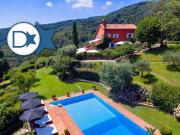 Case e ville in vendita di 385 m² in Via Roma, 147