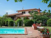 Case e ville in vendita di 387 m² in Via Leonardo da...