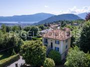 Case e ville in vendita di 387 m² in Viale Rimembranze, 30