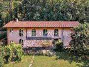 Case e ville in vendita di 388 m² in Via Alserio