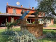 Case e ville in vendita di 390 m²