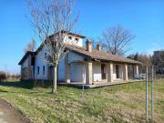 Case e ville in vendita di 390 m²