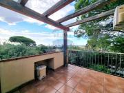 Case e ville in vendita di 390 m² in Via la Maddalena, 24