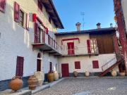 Case e ville in vendita di 390 m² in Via Madonna della...