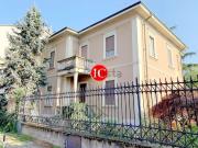 Case e ville in vendita di 390 m² in Via Nazario Sauro, 1