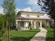 Case e ville in vendita di 390 m² in Via Palmiro Togliatti