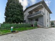 Case e ville in vendita di 390 m² in Via Per Cascina...