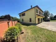 Case e ville in vendita di 390 m² in Via Rocca, 56