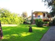 Case e ville in vendita di 393 m² in Via Cristoforo Colombo