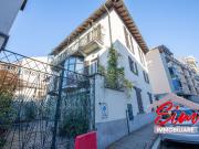 Case e ville in vendita di 395 m² in Via G. B. Magistrini, 2
