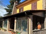 Case e ville in vendita di 396 m² in Via dell&apos...