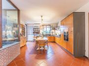 Case e ville in vendita di 397 m² in Via Baggio, 12