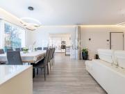 Case e ville in vendita di 397 m² in Viale CINQUE...