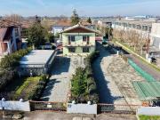 Case e ville in vendita di 399 m² in Via Nazionale, 172