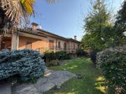 Case e ville in vendita di 400 m² in Largo I Maggio