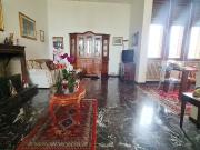 Case e ville in vendita di 400 m² in Piazza Rosselli